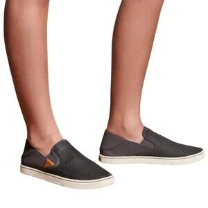 Olukai Pehuea Women’s Breathable Slip-On Mesh Shoes in Pavement Gray Size 8